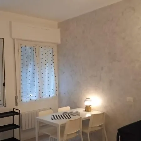 Apt Aquarium * Genua